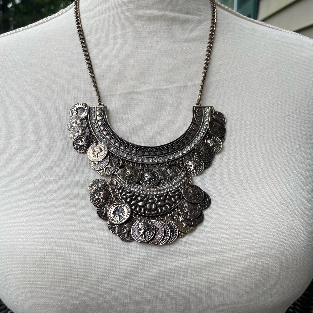 NECKLACE - Picture 11 of 12